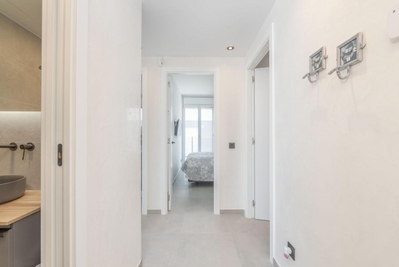 Apart-rent Av Platja Santa Margarita 2010 * Roses