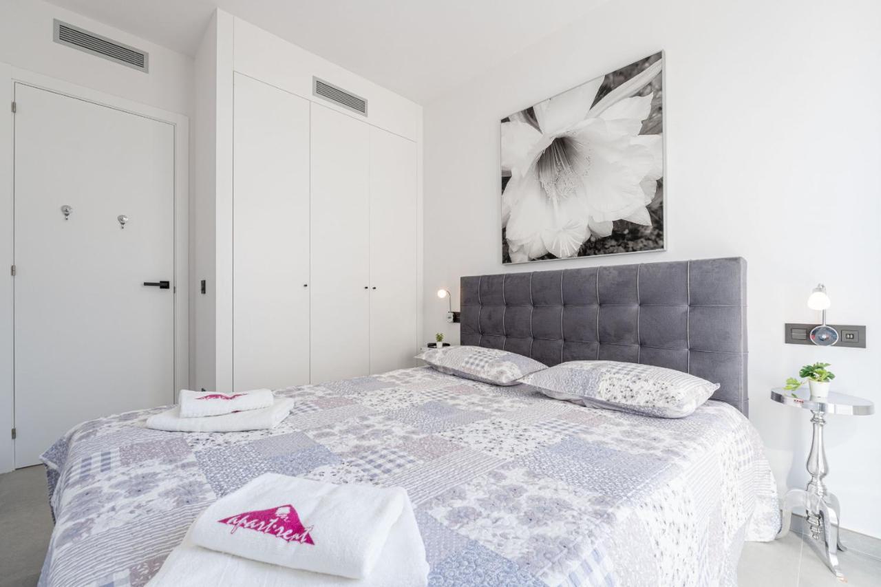 Apart-rent Av Platja Santa Margarita 2010 Appartement *
