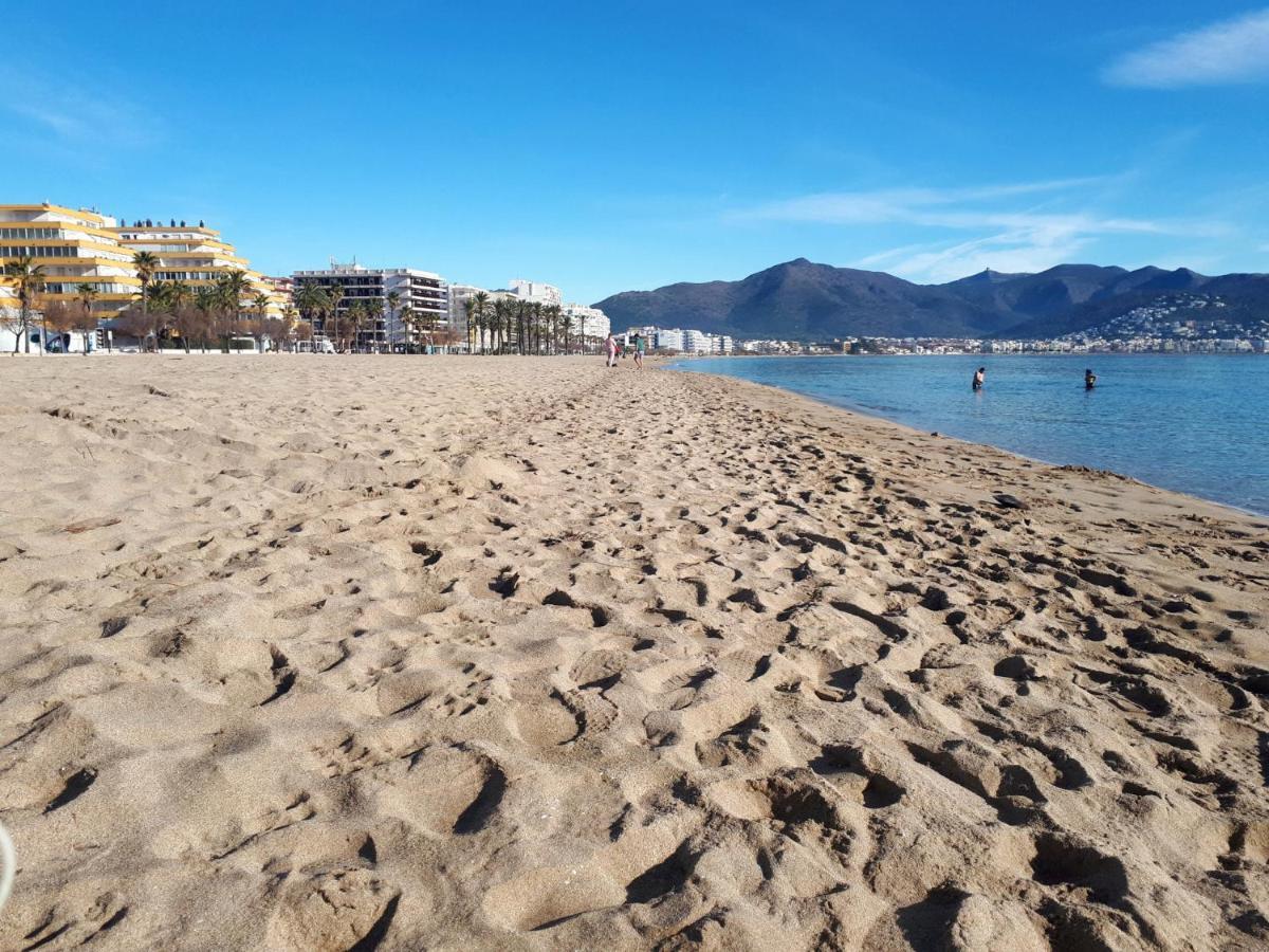 Apart-rent Av Platja Santa Margarita 2010 Appartement