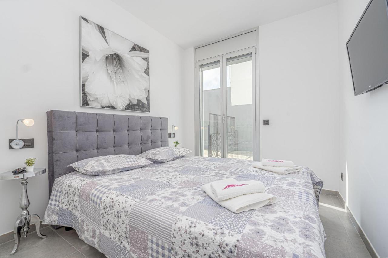 Apart-rent Av Platja Santa Margarita 2010 * Roses